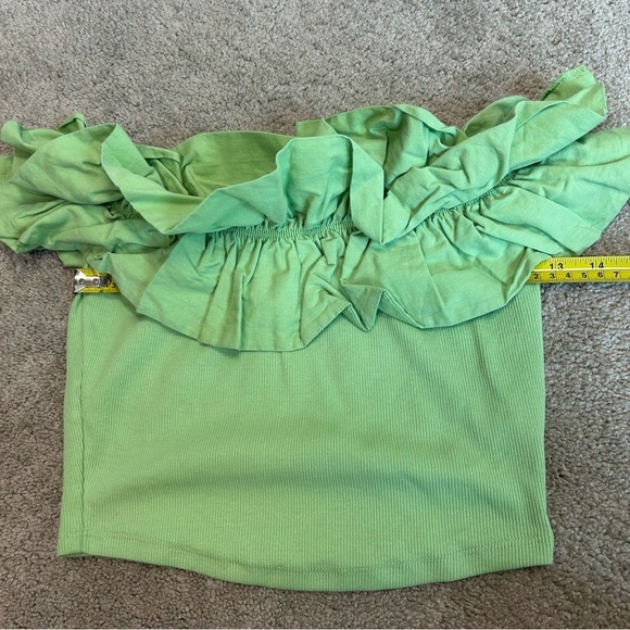 Zara green ribbed ruffle frill neckline off the shoulder fitted crop top M NWOT - Picture 8 of 12